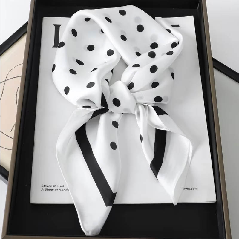 Luxury Lady Hair Dot Scarf Fem - Silk Neck Scarf recension och pris