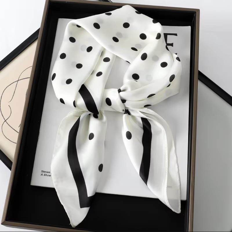 Luxury Lady Hair Dot Scarf Fem - Silk Neck Scarf recension och pris